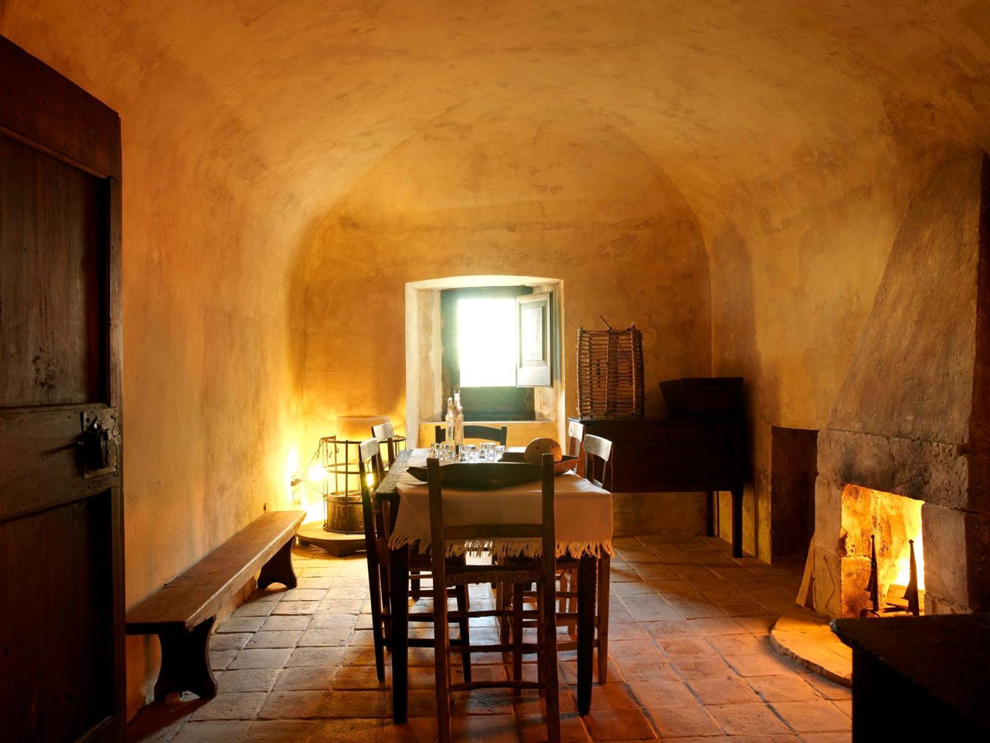Sextantio Albergo Diffuso Santo Stefano Di Sessanio Eksteriør bilde
