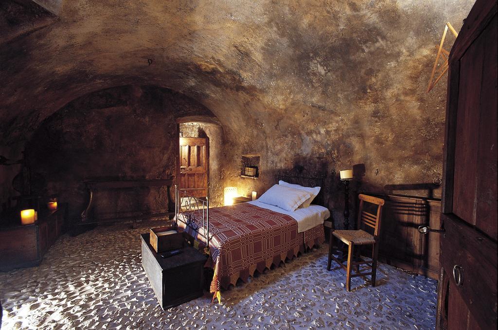 Sextantio Albergo Diffuso Santo Stefano Di Sessanio Eksteriør bilde